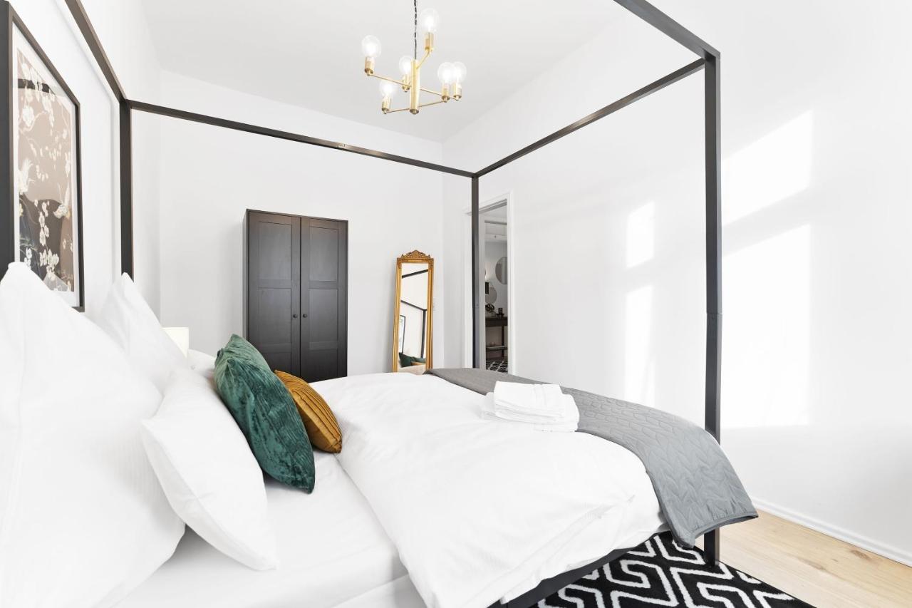 Apartments Direkt Am Staatstheater,Modern,Zentral,Ruhig,2 Zimmer,Netflix,Privatparkplatz Auf Dem Hof Cottbus Exteriör bild